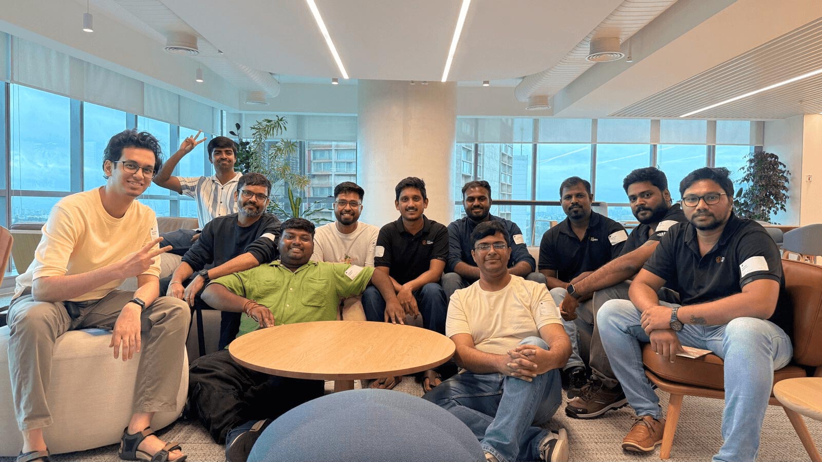 IndeHub Apple dev hackathon - Organizers click